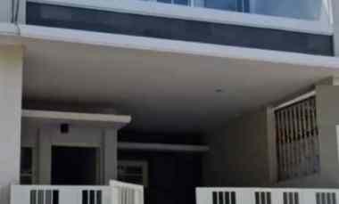 dijual rumah tenggilis mejoyo