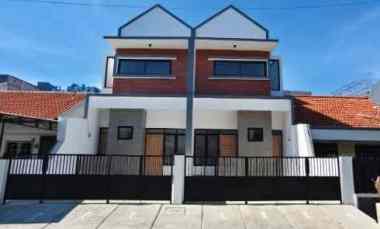 dijual rumah tenggilis mejoyo