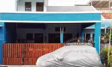 dijual rumah tenggilis mejoyo selatan