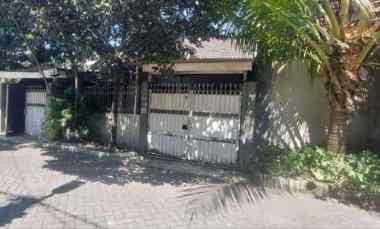 dijual rumah tenggilis permai