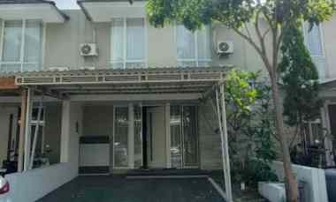 dijual rumah the greenlake citraland