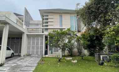 dijual rumah the mansion pakuwon indah