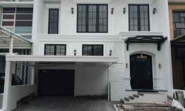 dijual rumah the mansion pakuwon indah