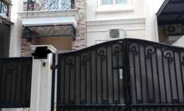 dijual rumah the royal residence