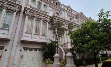 dijual rumah the villas moi kelapa gading