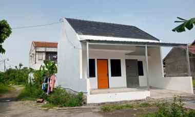 dijual rumah tlogomulyo