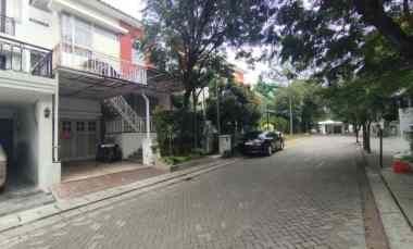 dijual rumah town house ebony pik
