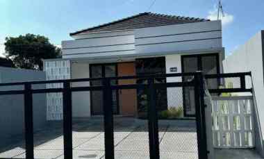 dijual rumah tridadi sleman sleman