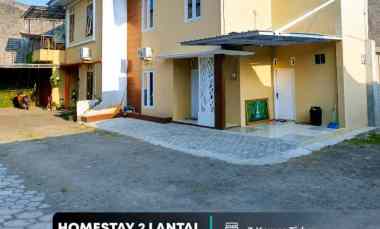 Rumah Hook 2 Lantai di Trihanggo, Gamping 200 meter ke Ringroad Barat