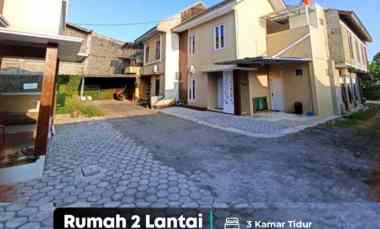 dijual rumah trihanggo