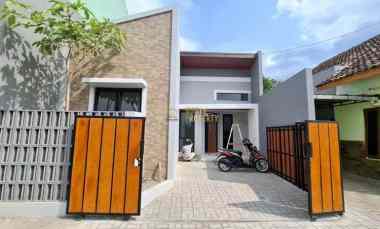 dijual rumah trihanggo gamping sleman