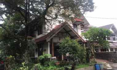dijual rumah tubagus ismail