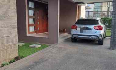 dijual rumah tubagus ismail dago kota