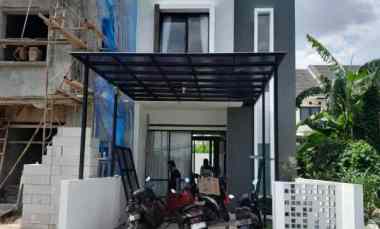 dijual rumah ujung menteng