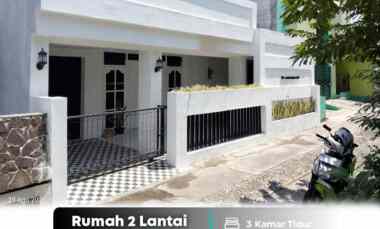 Rumah 2 Lantai di Tahunan, Umbulharjo, Kota Jogja 400 meter jl. Batik