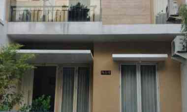 dijual rumah vila valensia