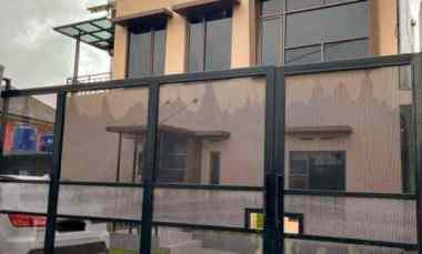 dijual rumah villa asri nyaman di lembang bandung