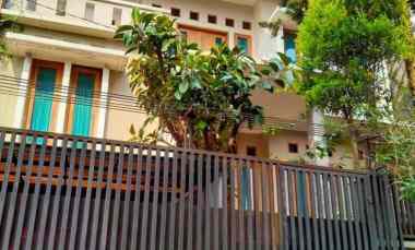 Rumah Bagus di Villa Asri Padasuka Cimuncang Cicaheum Bandung Kota