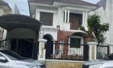 dijual rumah villa bukit mas