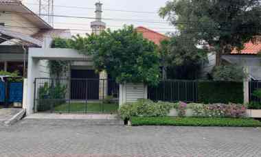 dijual rumah villa bukit permai