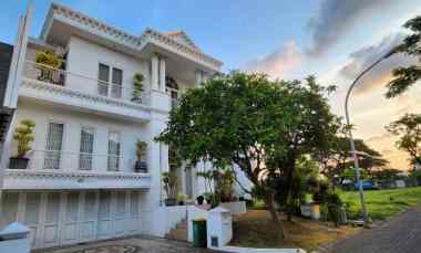 Villa Bukit Regency Strategis Pakuwon Indah Konsep Clasic Modern