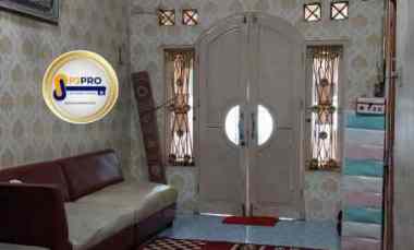 dijual rumah villa mutiara gading 1