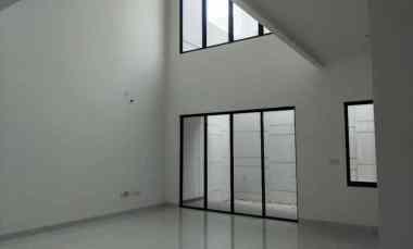 dijual rumah villa pasir putih 5 pik2