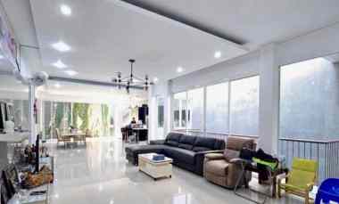 dijual rumah villa permata gading
