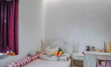 dijual rumah villa permata gading