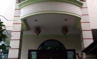 dijual rumah villa tomang mas