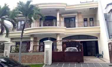 dijual rumah villa westwood pakuwon city