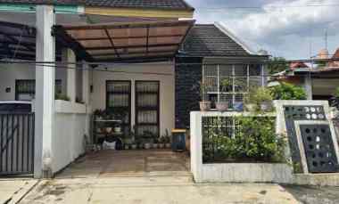 dijual rumah waringin permai