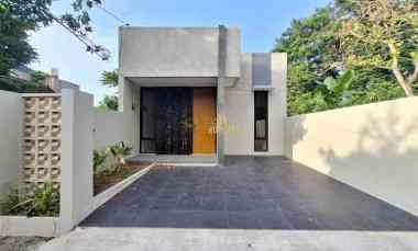 dijual rumah wedomartani