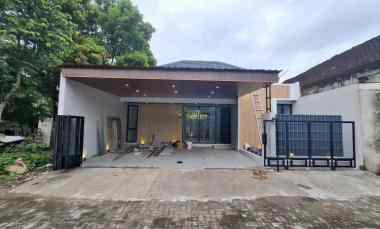 dijual rumah wedomartani