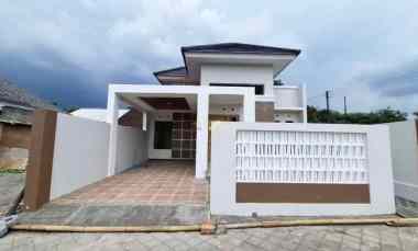 Rumah Siap Huni, 10 menit ke Exit Tol Maguwoharjo, Sleman