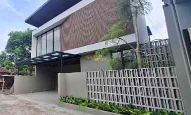 dijual rumah wedomartani ngemplak