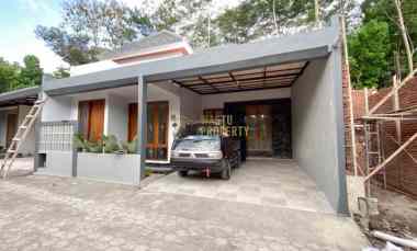 dijual rumah widodomartani