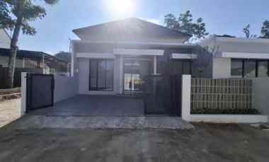 dijual rumah widodomartani ngemplak