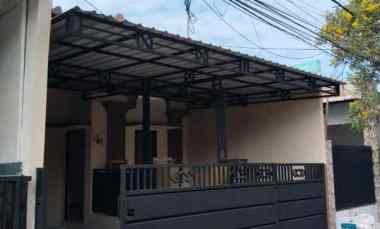 dijual rumah wiguna