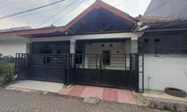 dijual rumah wiguna regency dekat merr