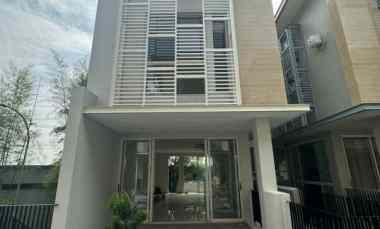 dijual rumah wisata bukit mas