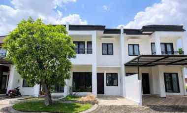 dijual rumah wisata bukit mas