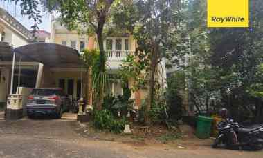 dijual rumah wisata bukit mas