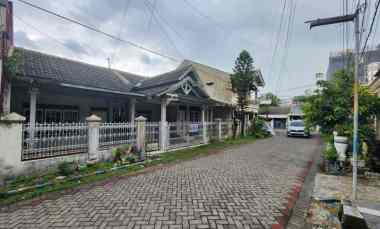 dijual rumah wisma kedung asem