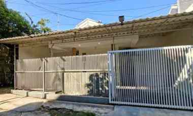 dijual rumah wisma permai