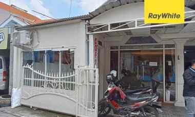 Dijual Rumah Lelang Wiyung Surabaya Barat LT 247m2 Full Bangunan SHM
