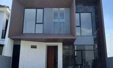 dijual rumah woodland