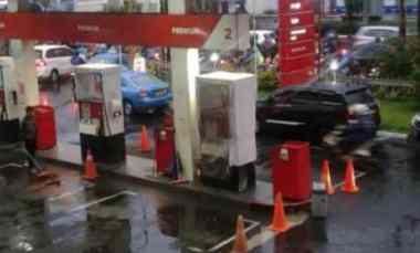 Dijual SPBU Dewi Sartika Jakarta Timur Selalu Ramai