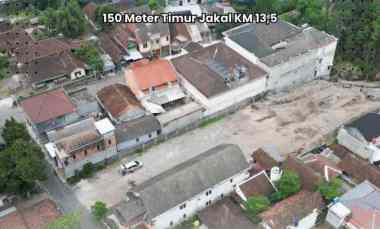 dijual tanah besi 100 meter timur spbu