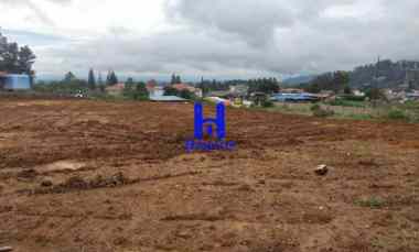 dijual tanah jalan kolam renang